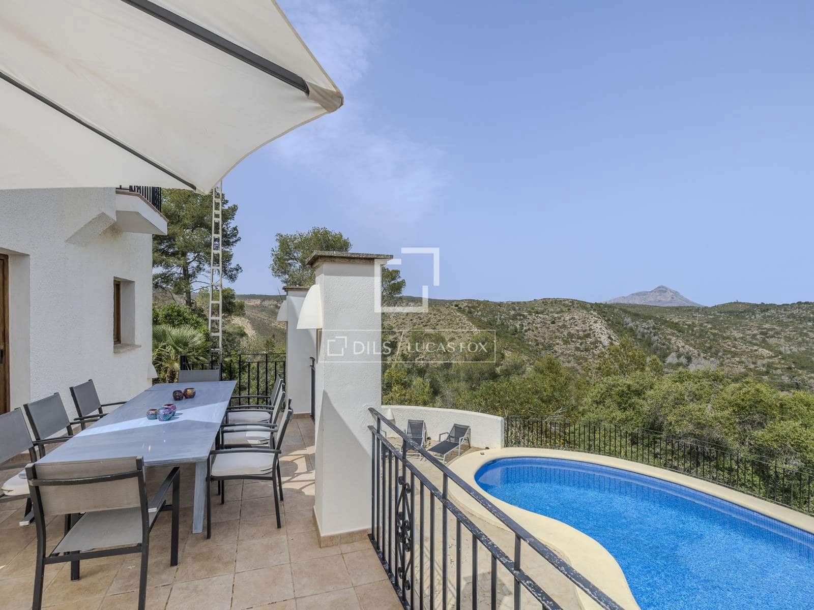 Chalet de 4 habitaciones en Javea / Xàbia en venta con piscina garaje - 860.000 € (Ref: 9779149)