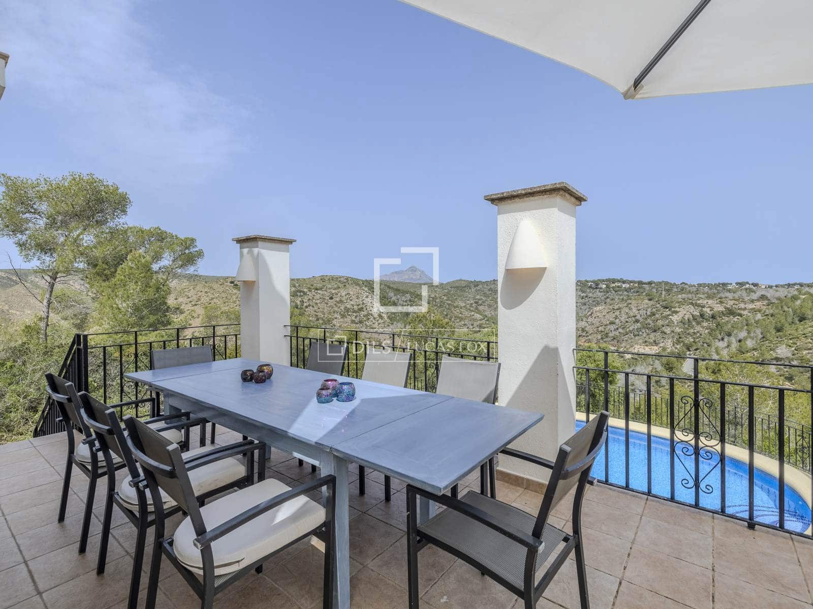 Chalet de 4 habitaciones en Javea / Xàbia en venta con piscina garaje - 860.000 € (Ref: 9779149)