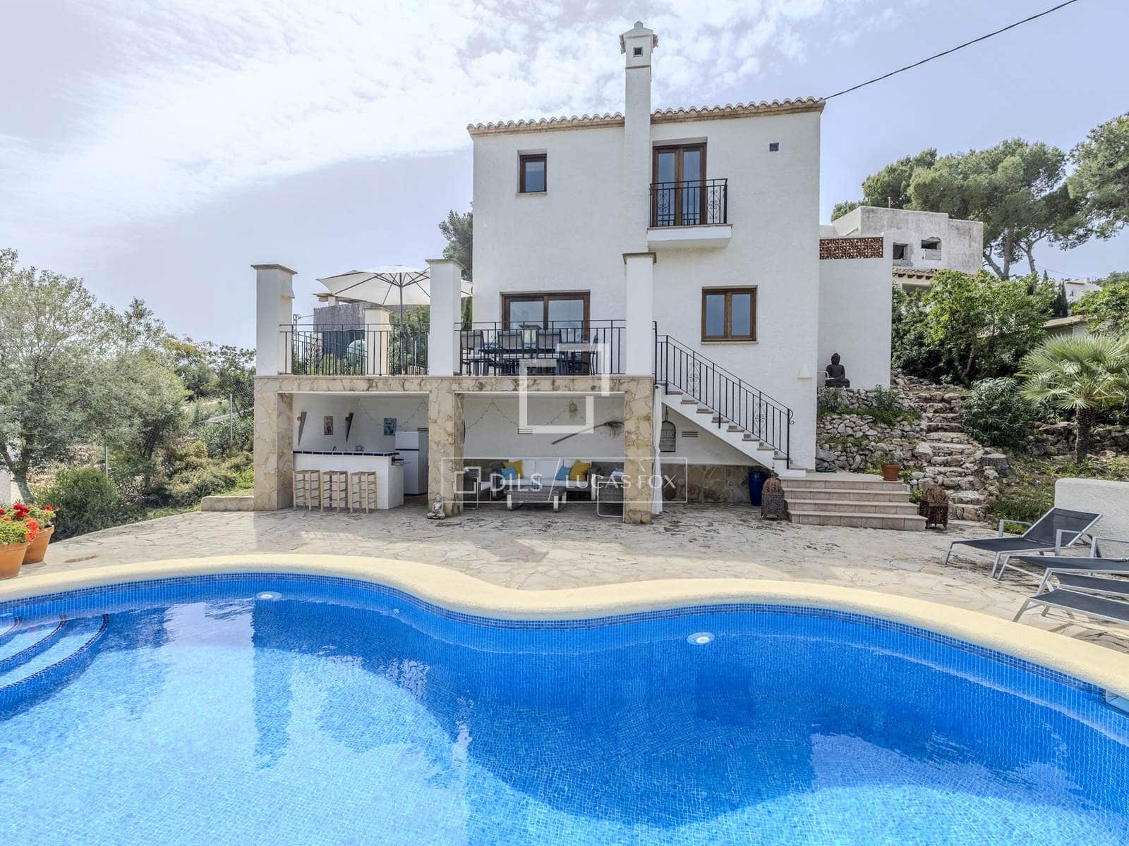 Chalet de 4 habitaciones en Javea / Xàbia en venta con piscina garaje - 860.000 € (Ref: 9779149)