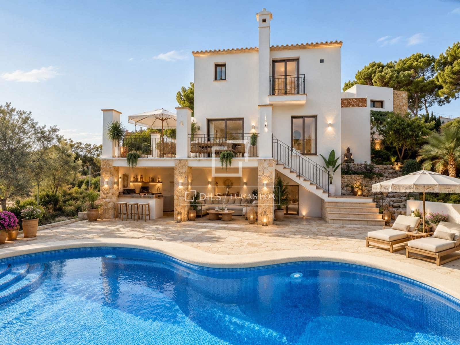 4 soverom Villa til salgs i Javea / Xabia med svømmebasseng garasje - € 860 000 (Ref: 9779149)