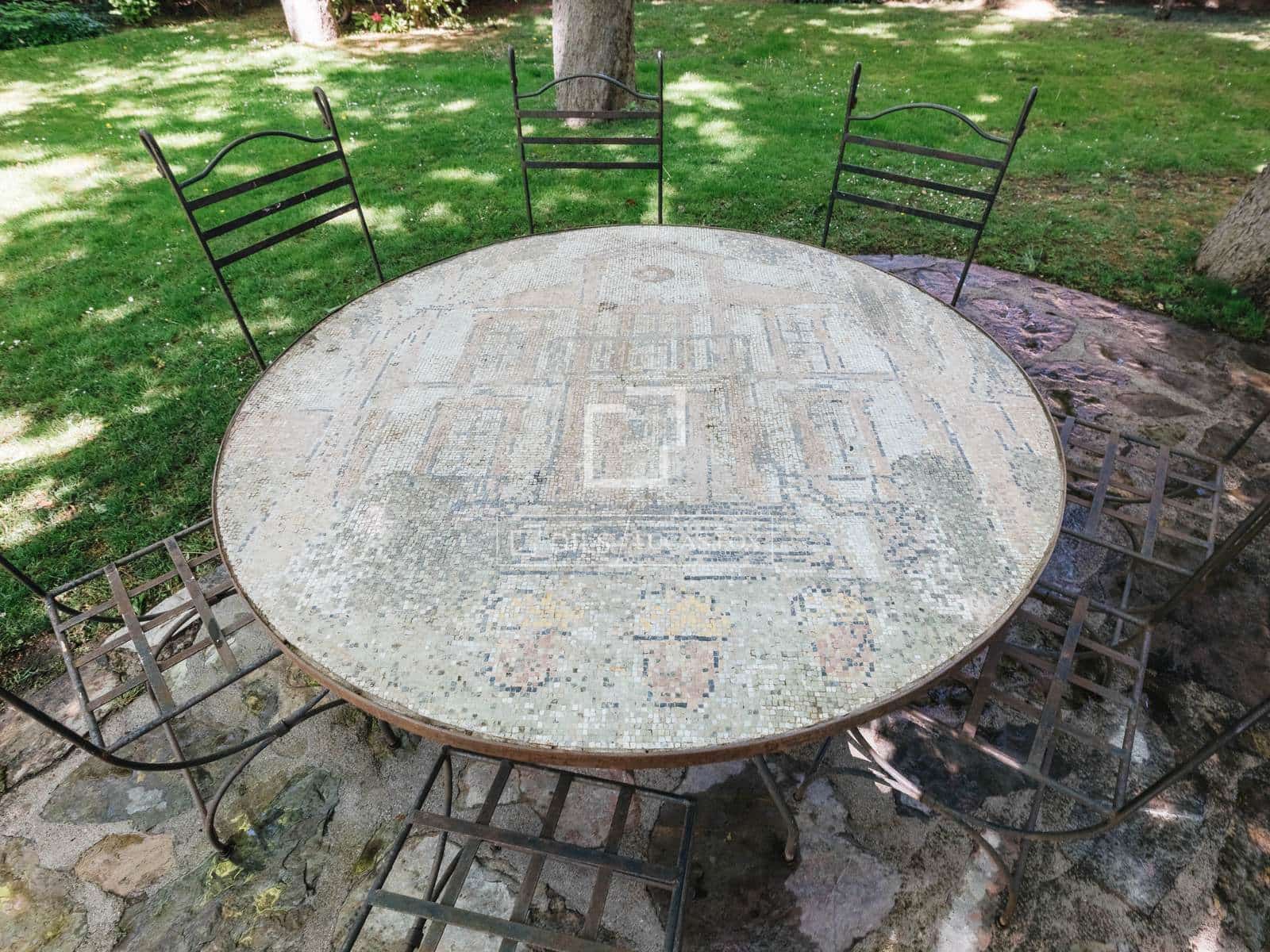 6 bedroom Villa for rent in Madrid city with pool garage - € 3,500 (Ref: 9779150)