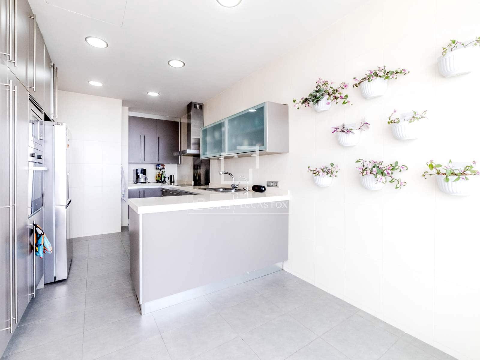 5 sovrum Villa till salu i Sitges med pool garage - 1 690 000 € (Ref: 9779151)