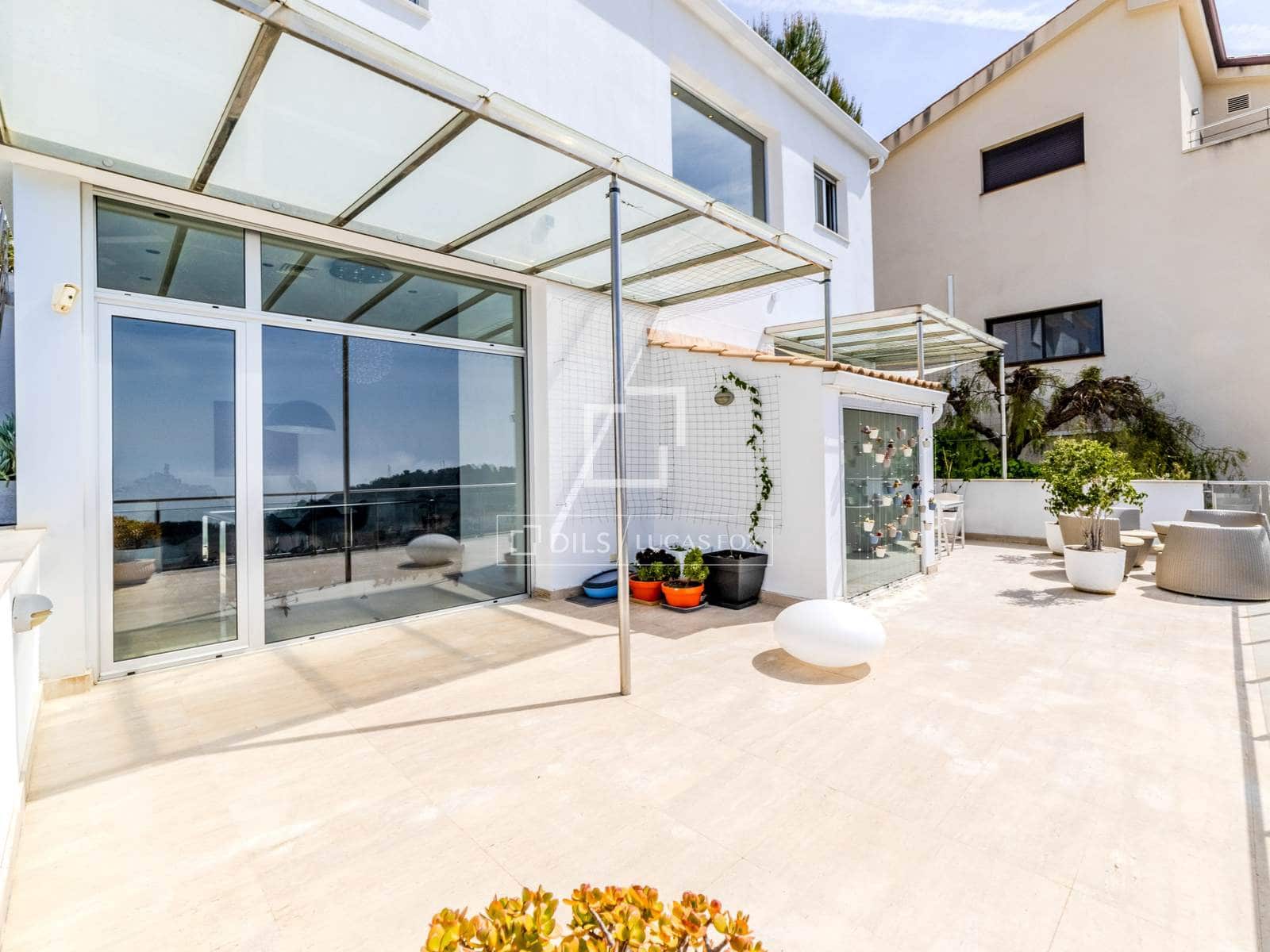 5 sovrum Villa till salu i Sitges med pool garage - 1 690 000 € (Ref: 9779151)