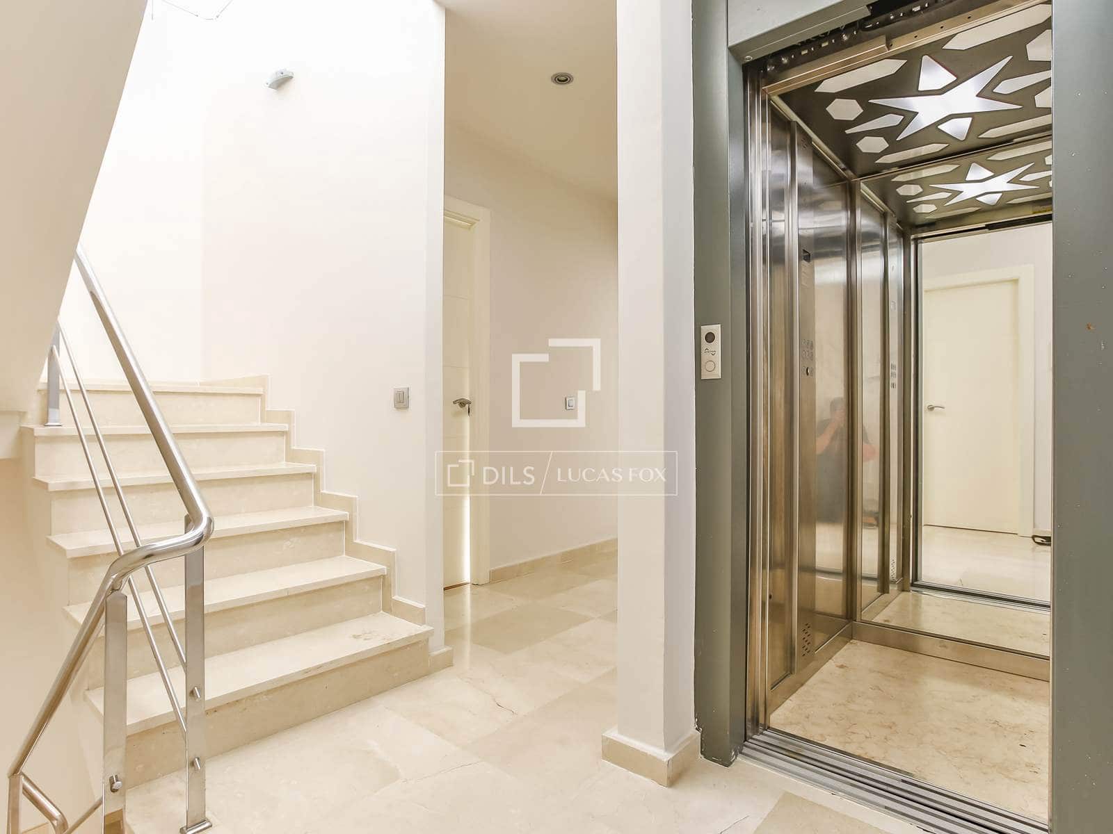 5 sovrum Villa till salu i Sitges med pool garage - 1 690 000 € (Ref: 9779151)