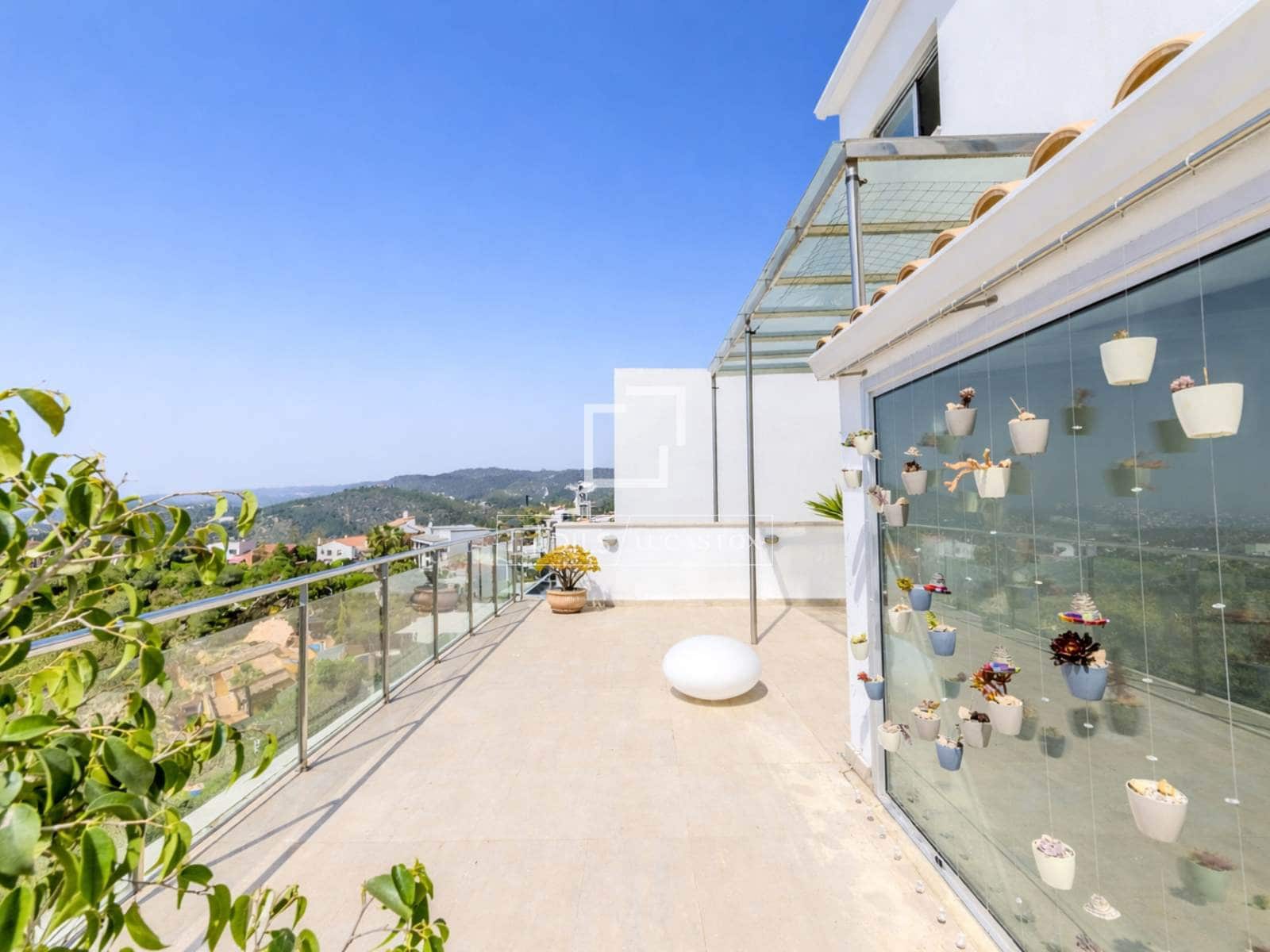 5 sovrum Villa till salu i Sitges med pool garage - 1 690 000 € (Ref: 9779151)