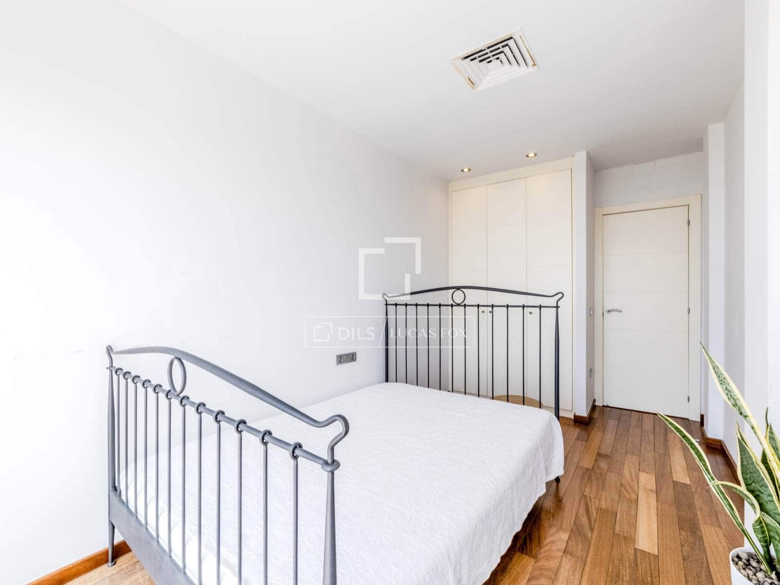 5 sovrum Villa till salu i Sitges med pool garage - 1 690 000 € (Ref: 9779151)