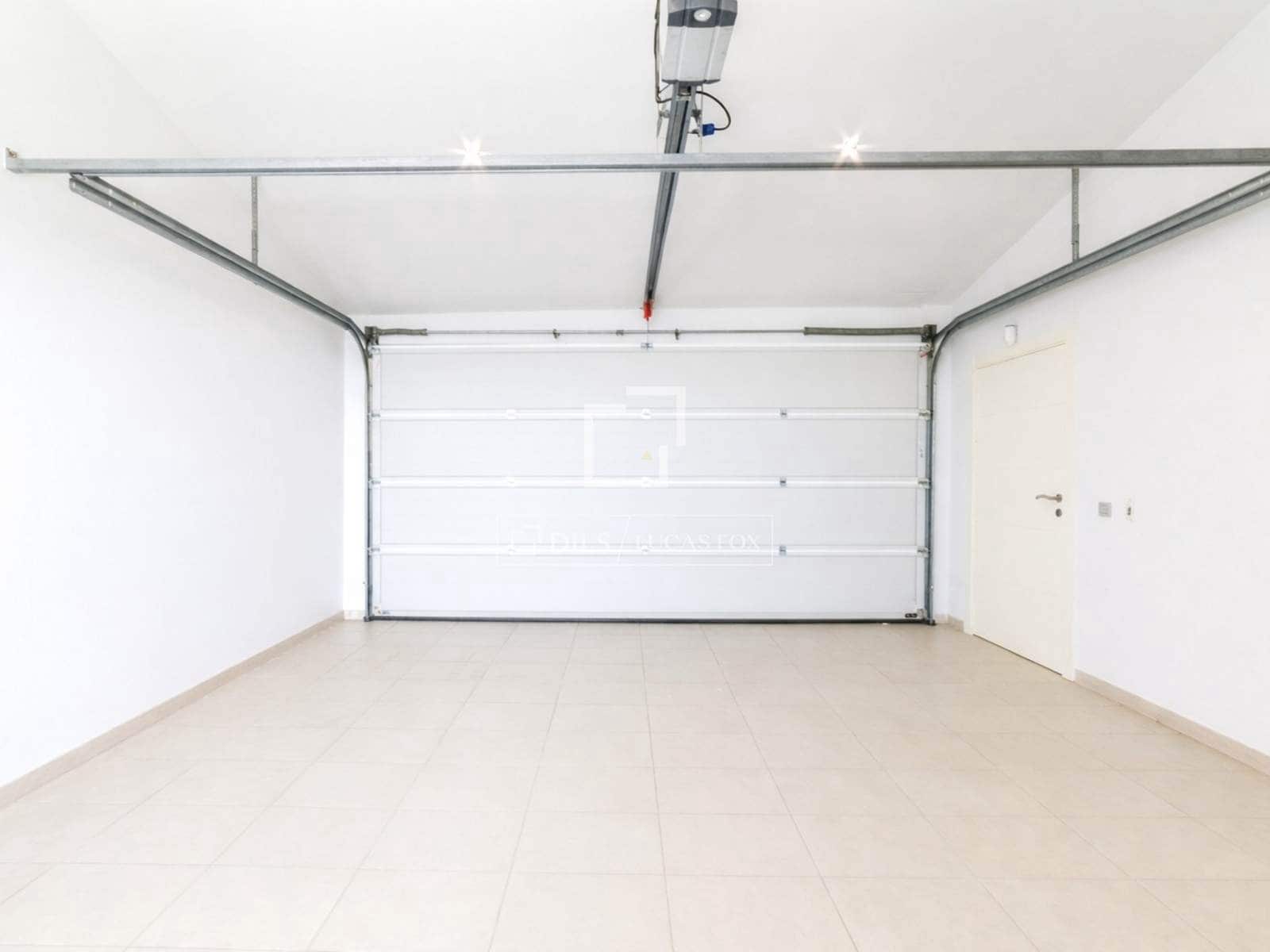 5 sovrum Villa till salu i Sitges med pool garage - 1 690 000 € (Ref: 9779151)