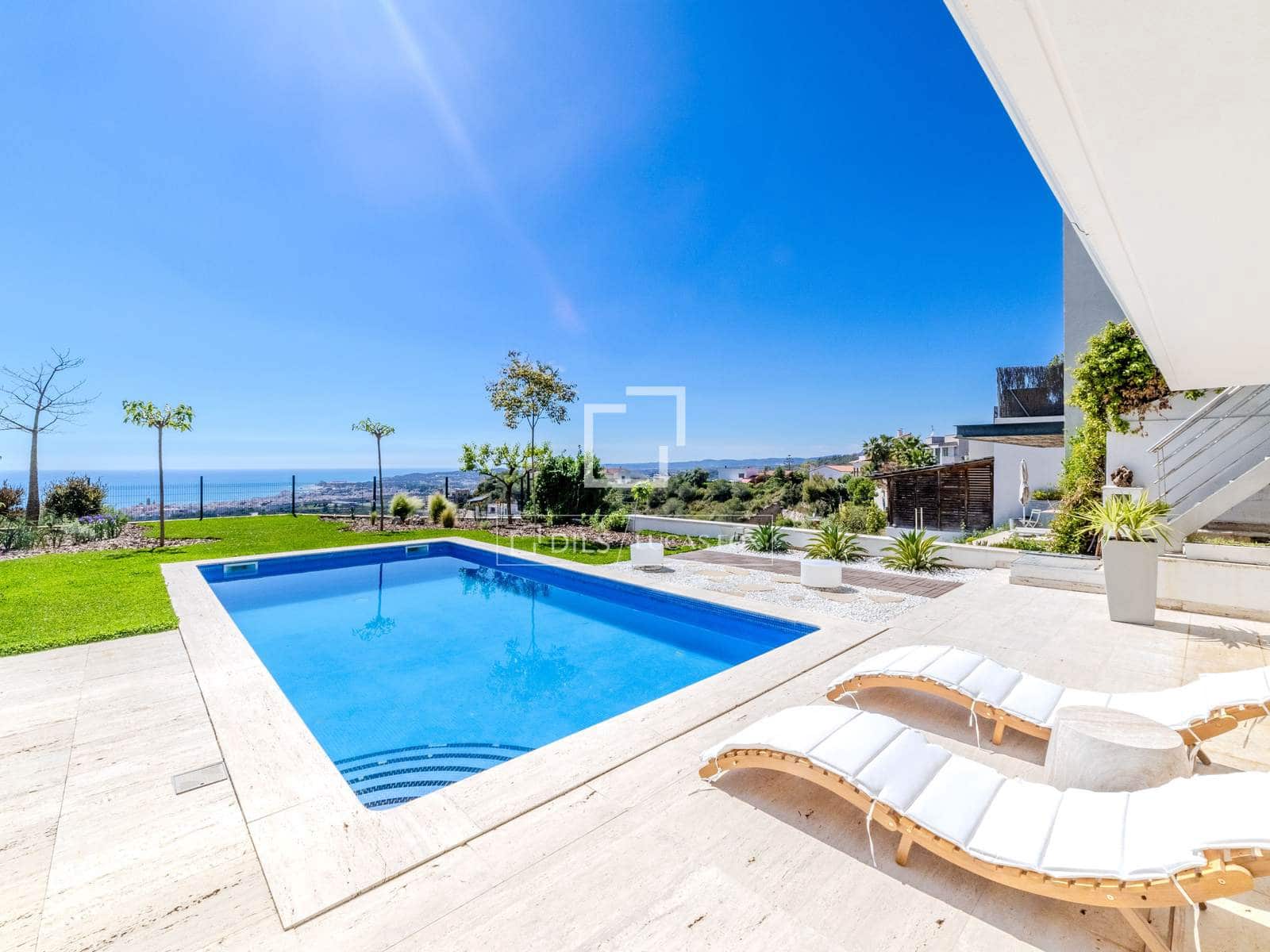 5 sovrum Villa till salu i Sitges med pool garage - 1 690 000 € (Ref: 9779151)