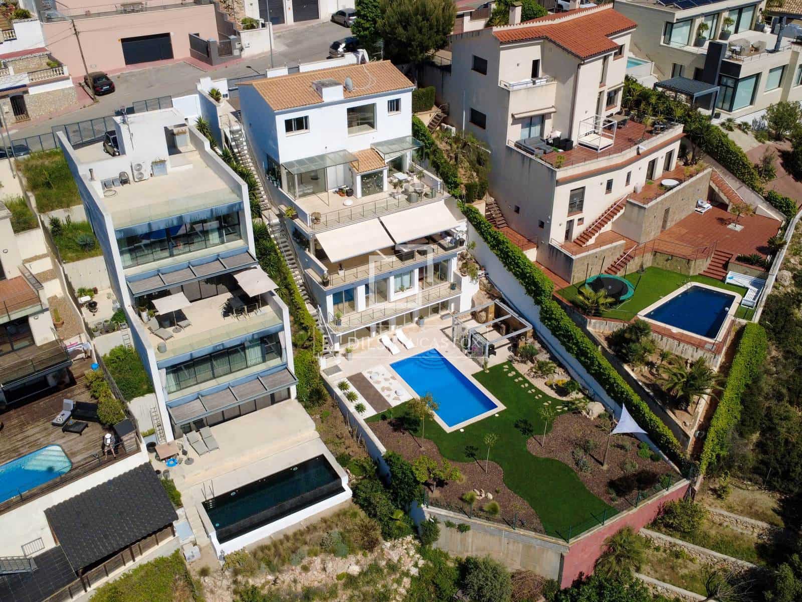 5 sovrum Villa till salu i Sitges med pool garage - 1 690 000 € (Ref: 9779151)