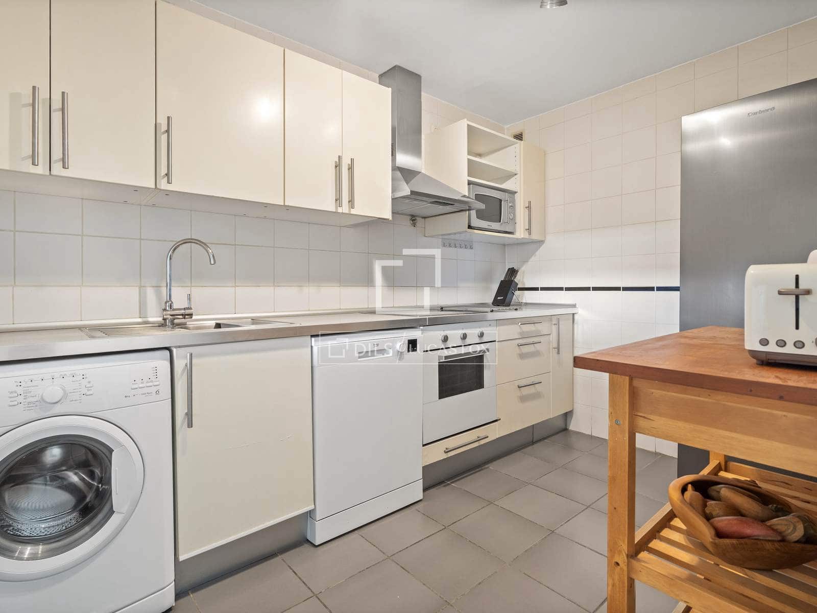 1 Zimmer Apartment zu verkaufen in Estepona mit Pool Garage - 325.000 € (Ref: 9779152)