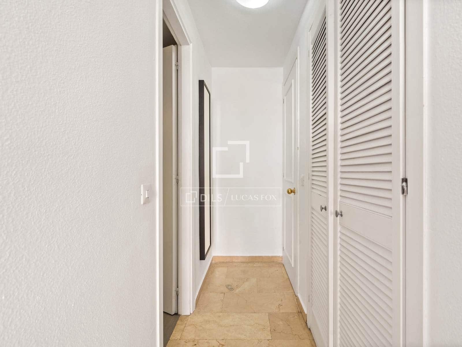 1 Zimmer Apartment zu verkaufen in Estepona mit Pool Garage - 325.000 € (Ref: 9779152)
