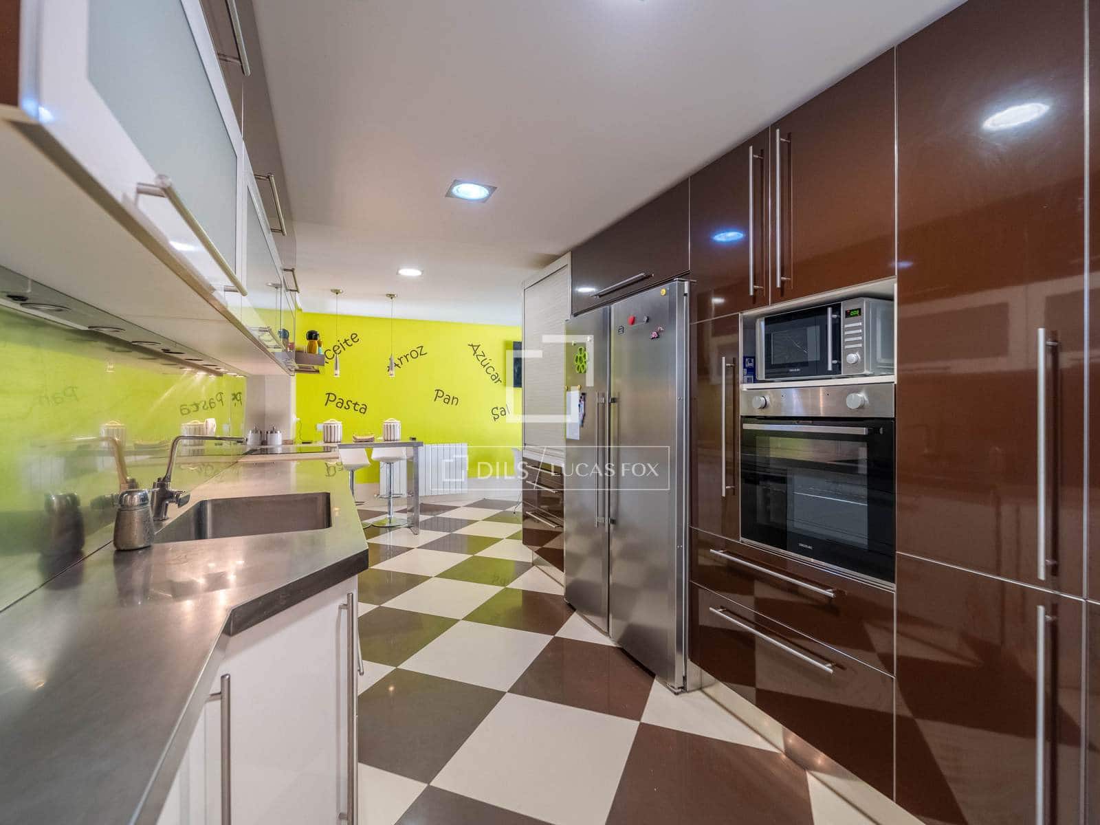 6 quarto Moradia para venda em Betera com piscina garagem - 1 490 000 € (Ref: 9779154)