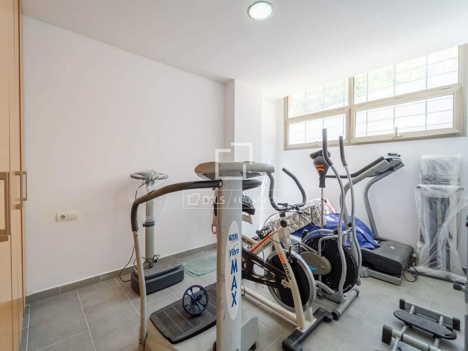 6 quarto Moradia para venda em Betera com piscina garagem - 1 490 000 € (Ref: 9779154)