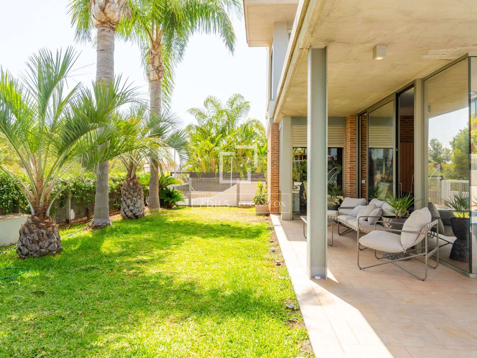 6 quarto Moradia para venda em Betera com piscina garagem - 1 490 000 € (Ref: 9779154)