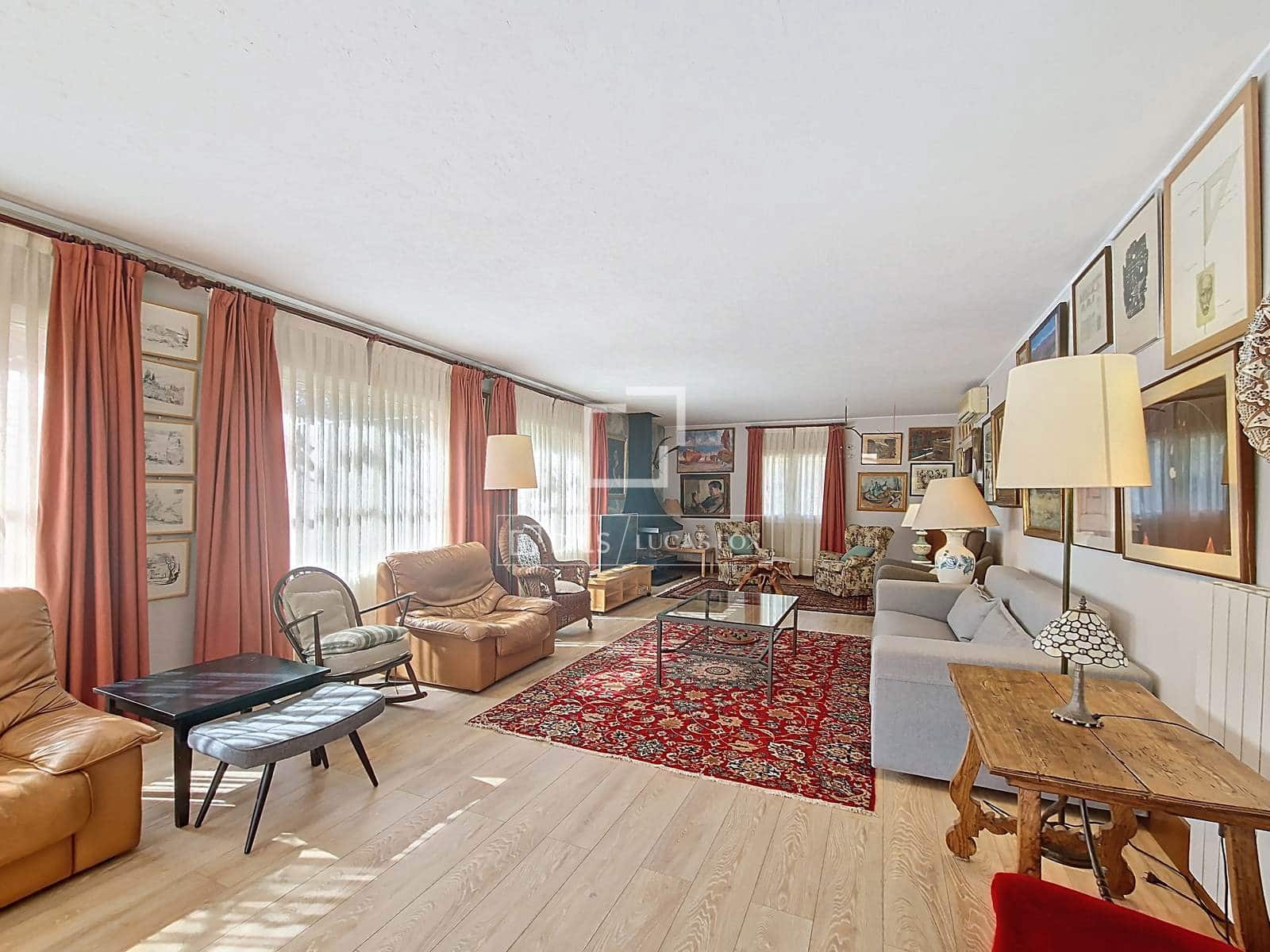 5 soverom Finca/Herregård til salgs i Vilanova i la Geltru med svømmebasseng garasje - € 2 600 000 (Ref: 9779946)