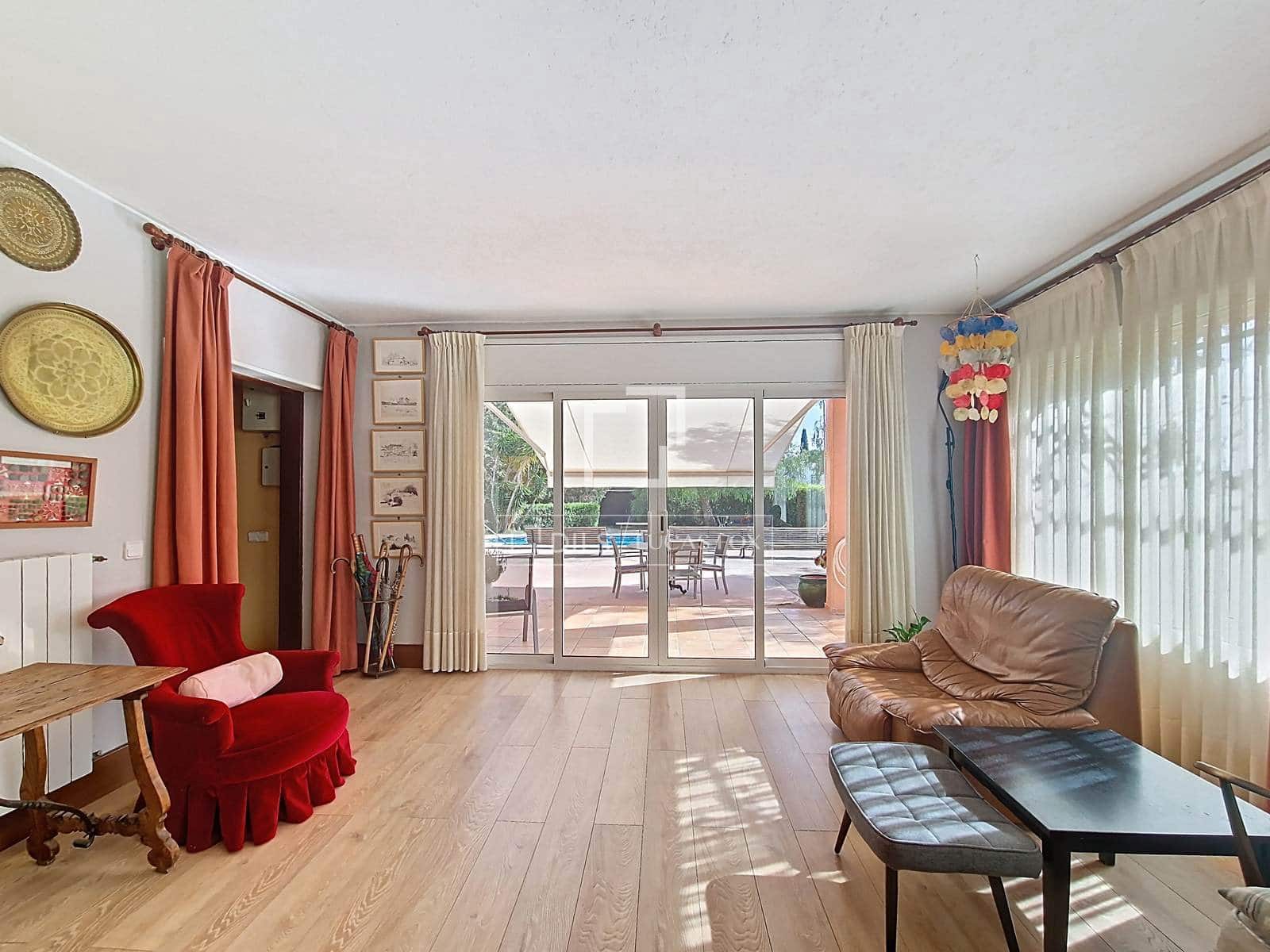 5 soverom Finca/Herregård til salgs i Vilanova i la Geltru med svømmebasseng garasje - € 2 600 000 (Ref: 9779946)