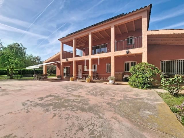 5 soverom Finca/Herregård til salgs i Vilanova i la Geltrú med svømmebasseng garasje - € 2 600 000 (Ref: 9779946)