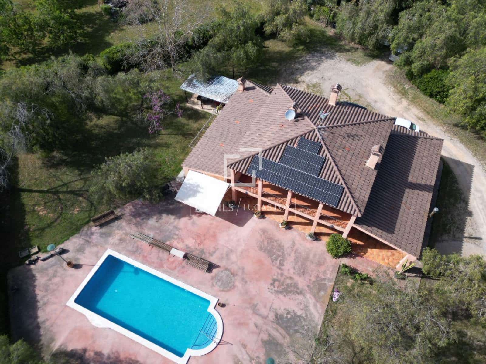 5 soverom Finca/Herregård til salgs i Vilanova i la Geltru med svømmebasseng garasje - € 2 600 000 (Ref: 9779946)