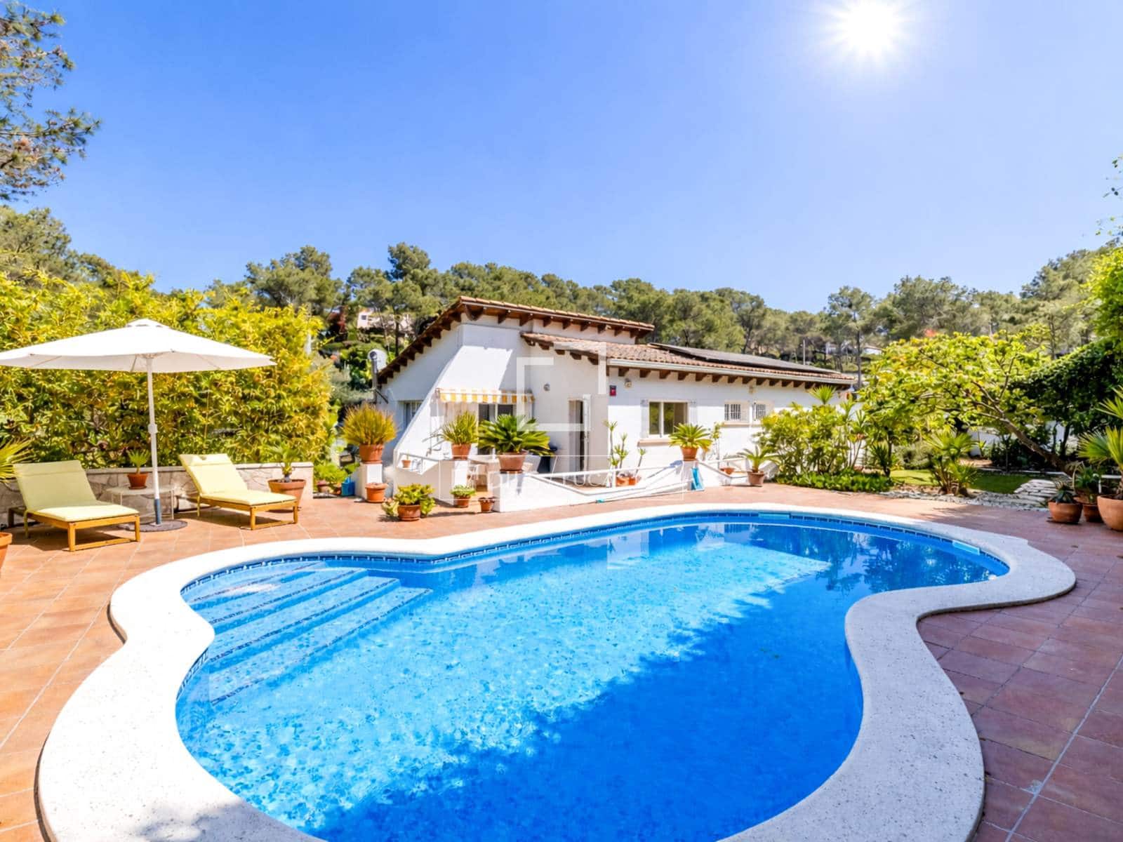 4 soveværelse Villa til salg i Olivella - € 570.000 (Ref: 9780819)