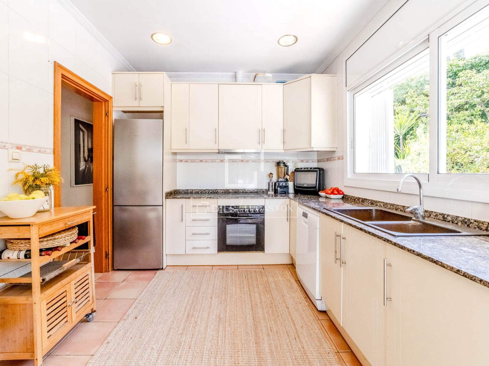 4 soveværelse Villa til salg i Olivella - € 570.000 (Ref: 9780819)