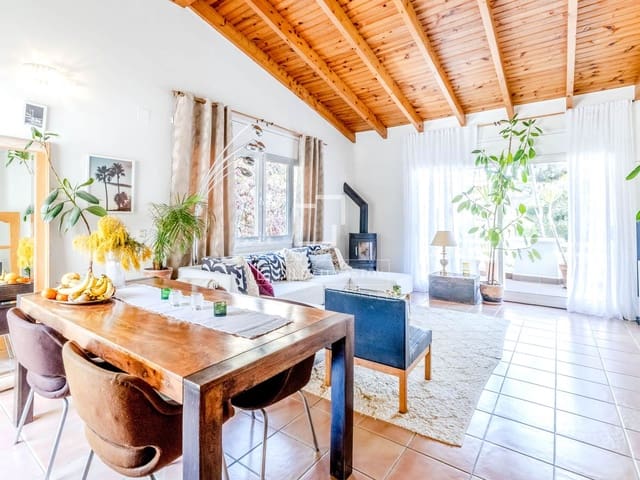 4 soveværelse Villa til salg i Olivella - € 570.000 (Ref: 9780819)