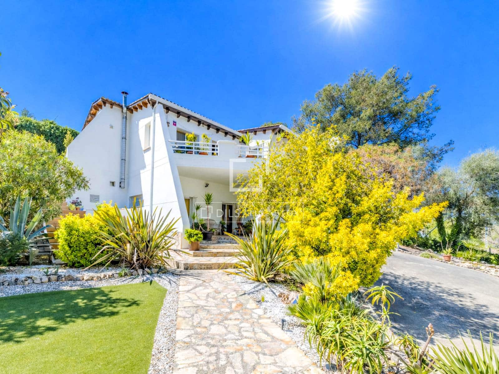 4 soveværelse Villa til salg i Olivella - € 570.000 (Ref: 9780819)