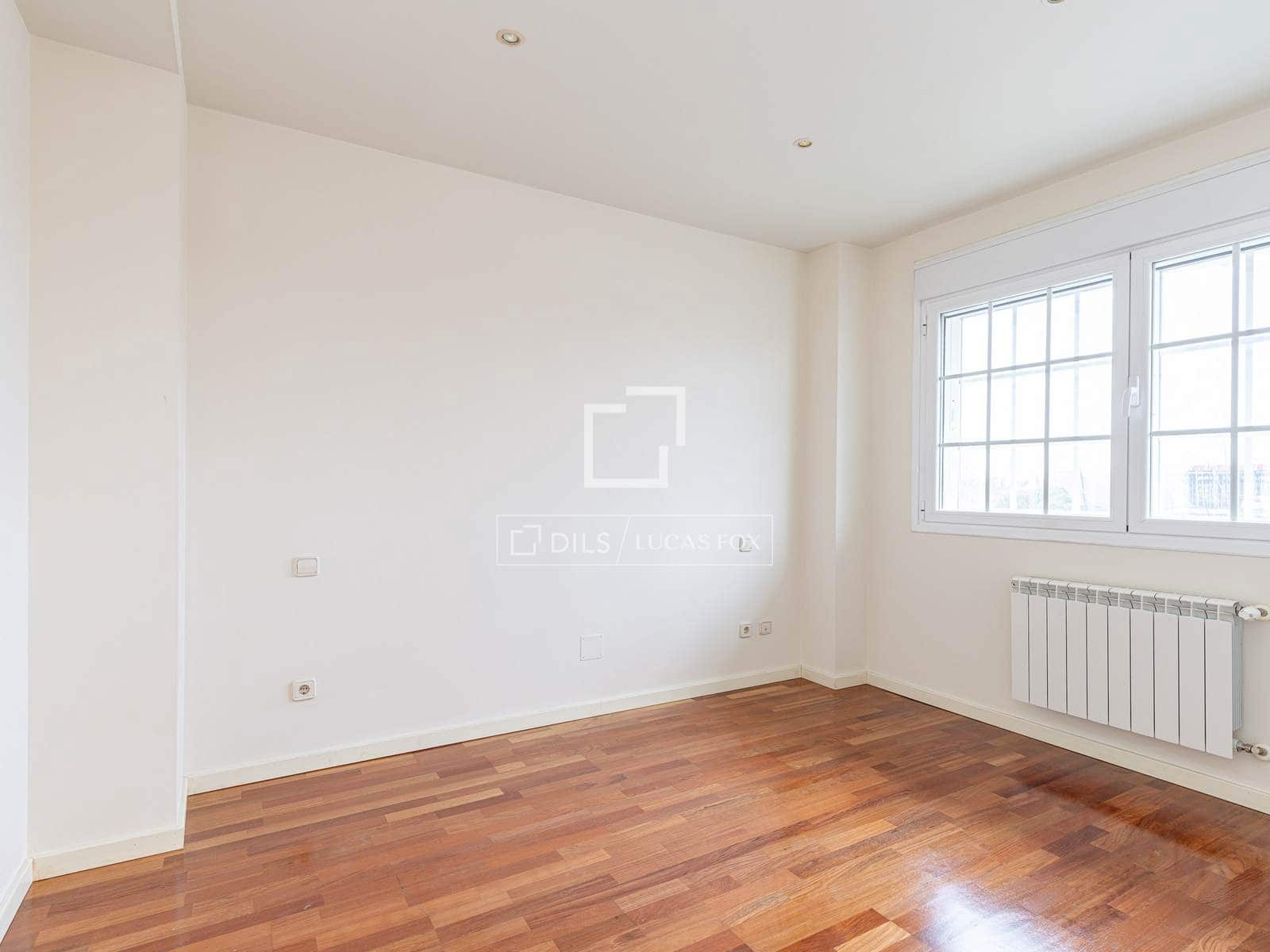 4 soveværelse Lejlighed til salg i Majadahonda med swimmingpool garage - € 1.335.000 (Ref: 9780820)