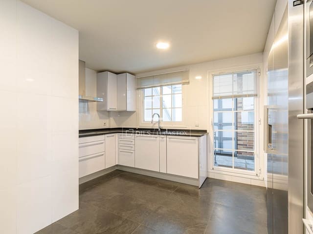 4 soveværelse Lejlighed til salg i Majadahonda med swimmingpool garage - € 1.335.000 (Ref: 9780820)