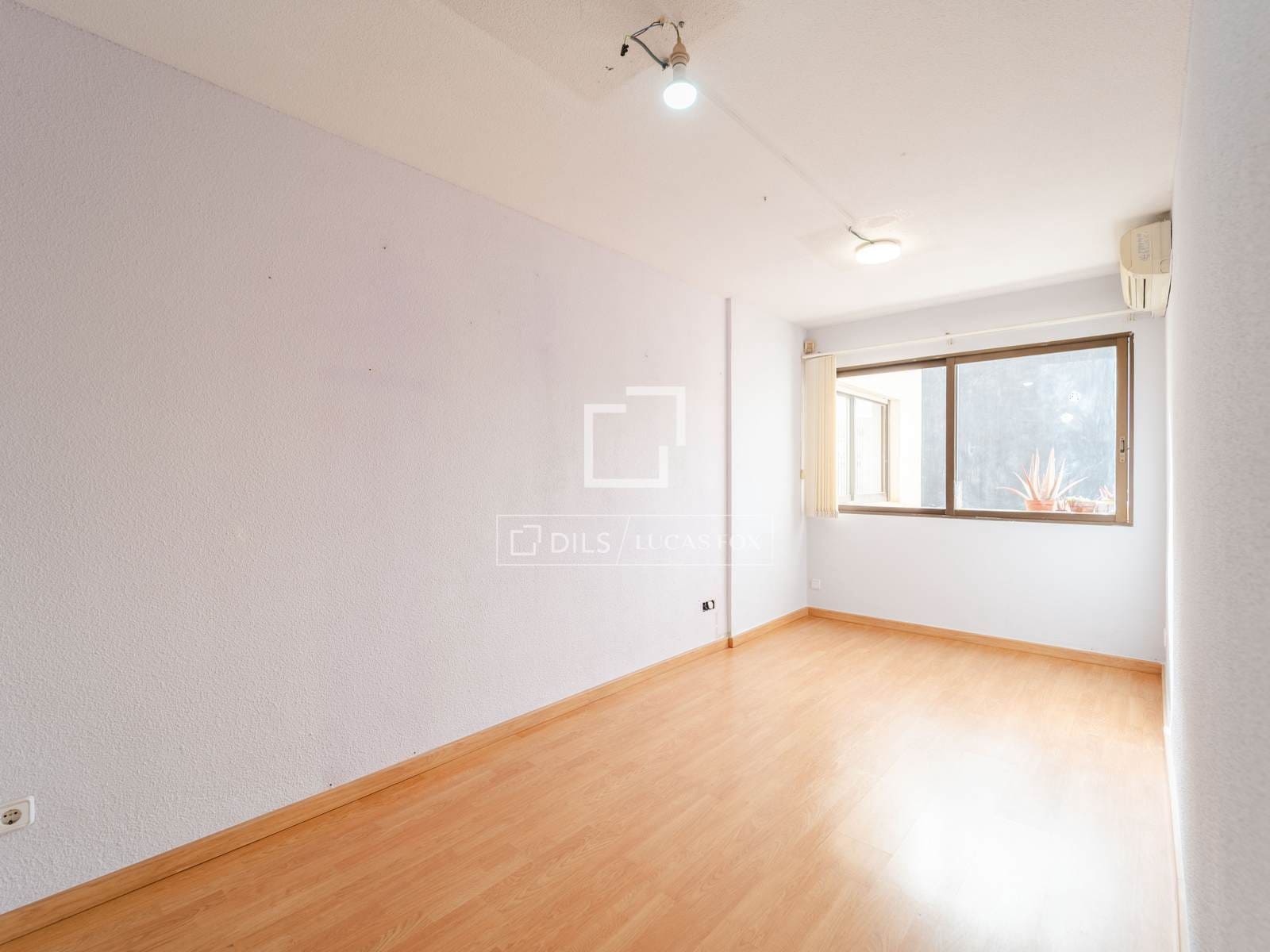 1 slaapkamer Appartement te koop in Valencia stad - € 320.000 (Ref: 9780821)