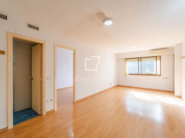 1 slaapkamer Appartement te koop in Valencia stad - € 320.000 (Ref: 9780821)