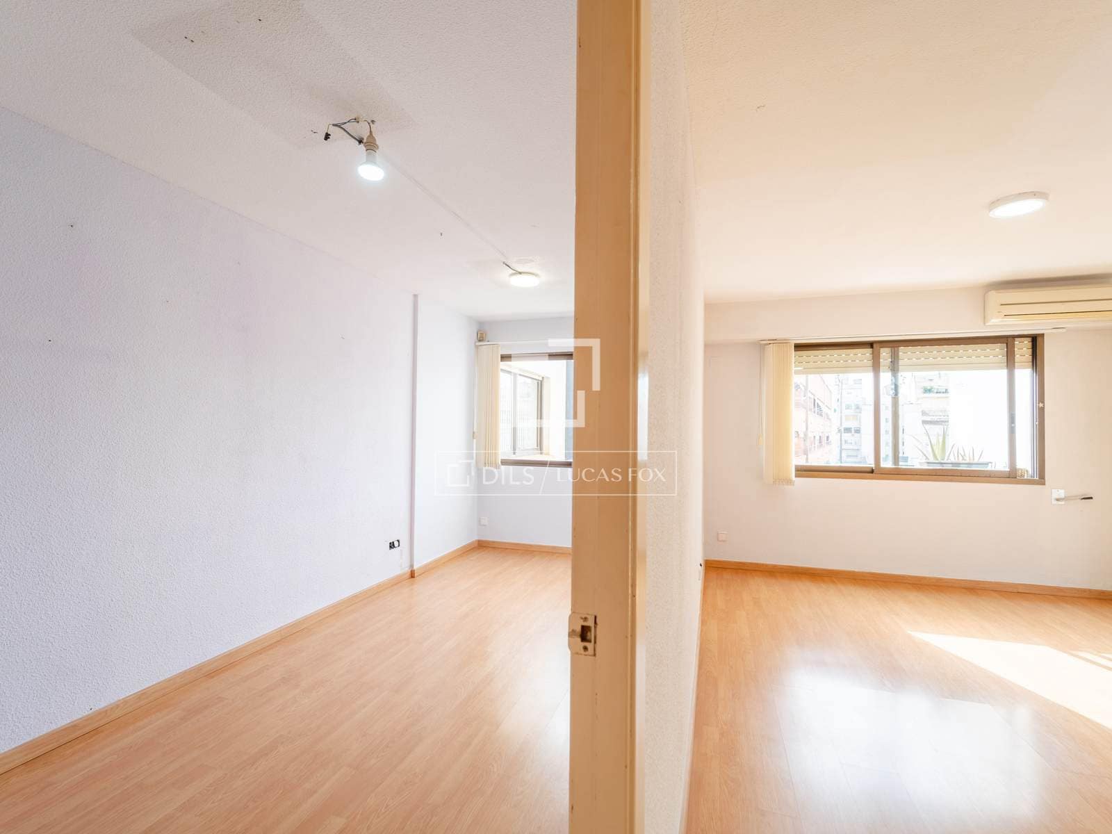 1 slaapkamer Appartement te koop in Valencia stad - € 320.000 (Ref: 9780821)