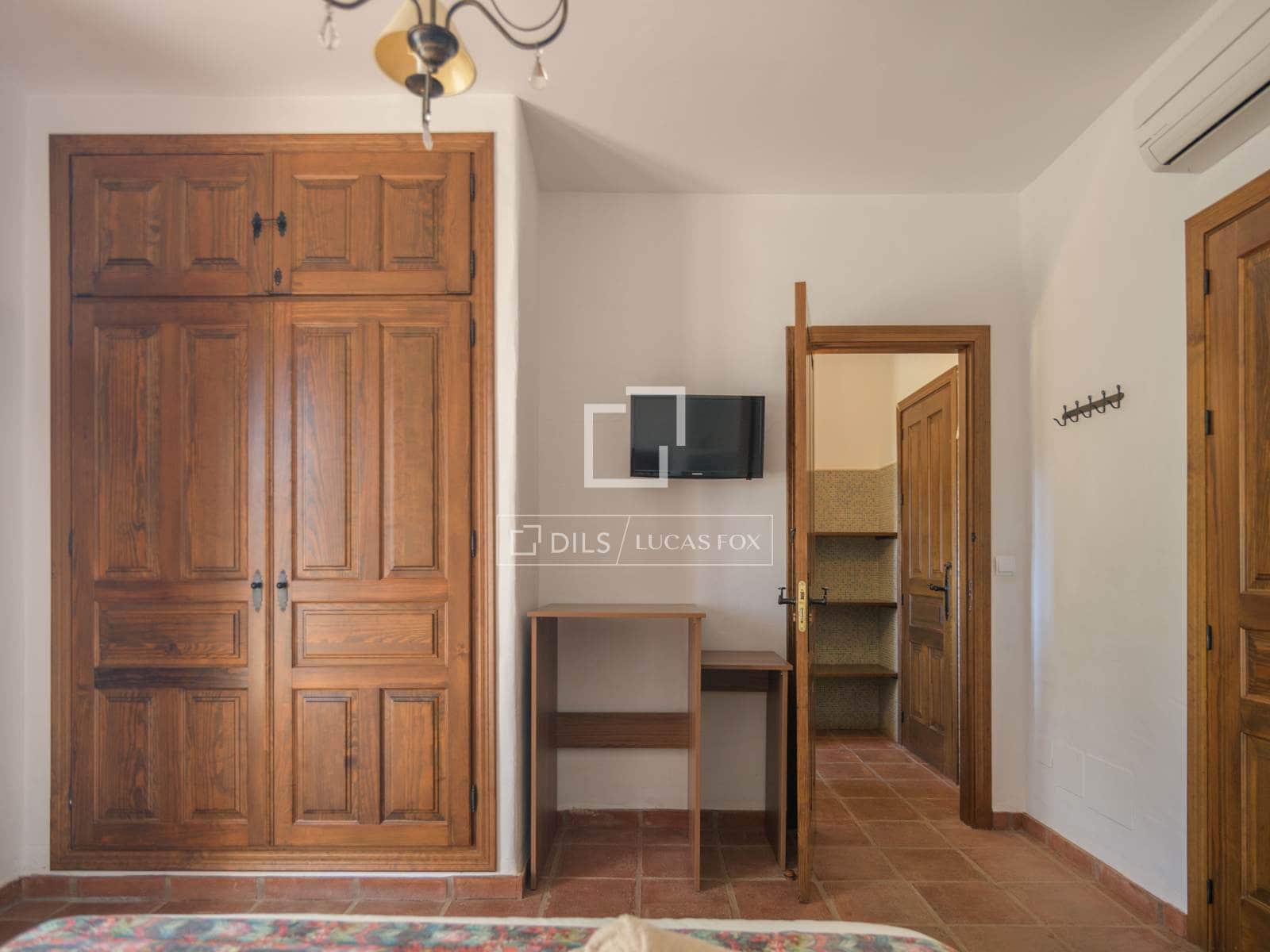 7 bedroom Finca/Country House for sale in Alora with pool garage - € 1,290,000 (Ref: 9781331)