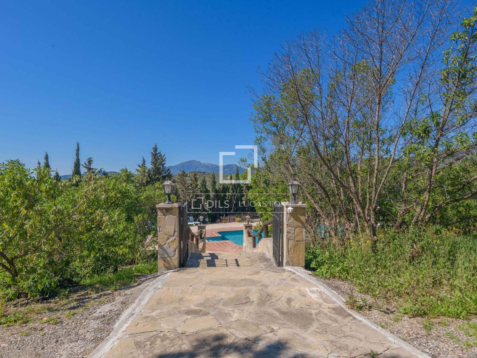 7 bedroom Finca/Country House for sale in Alora with pool garage - € 1,290,000 (Ref: 9781331)