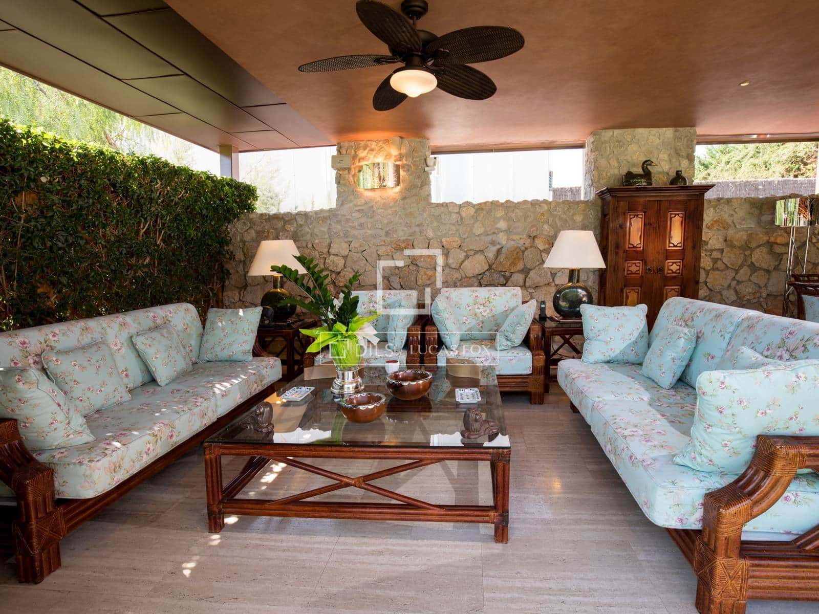 8 chambre Villa/Maison à vendre à Sitges avec piscine garage - 9 900 000 € (Ref: 9781332)