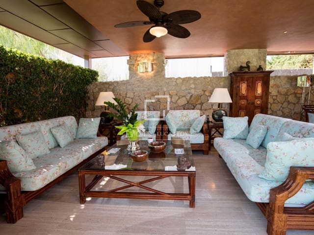 8 soveværelse Villa til salg i Sitges med swimmingpool garage - € 9.900.000 (Ref: 9781332)