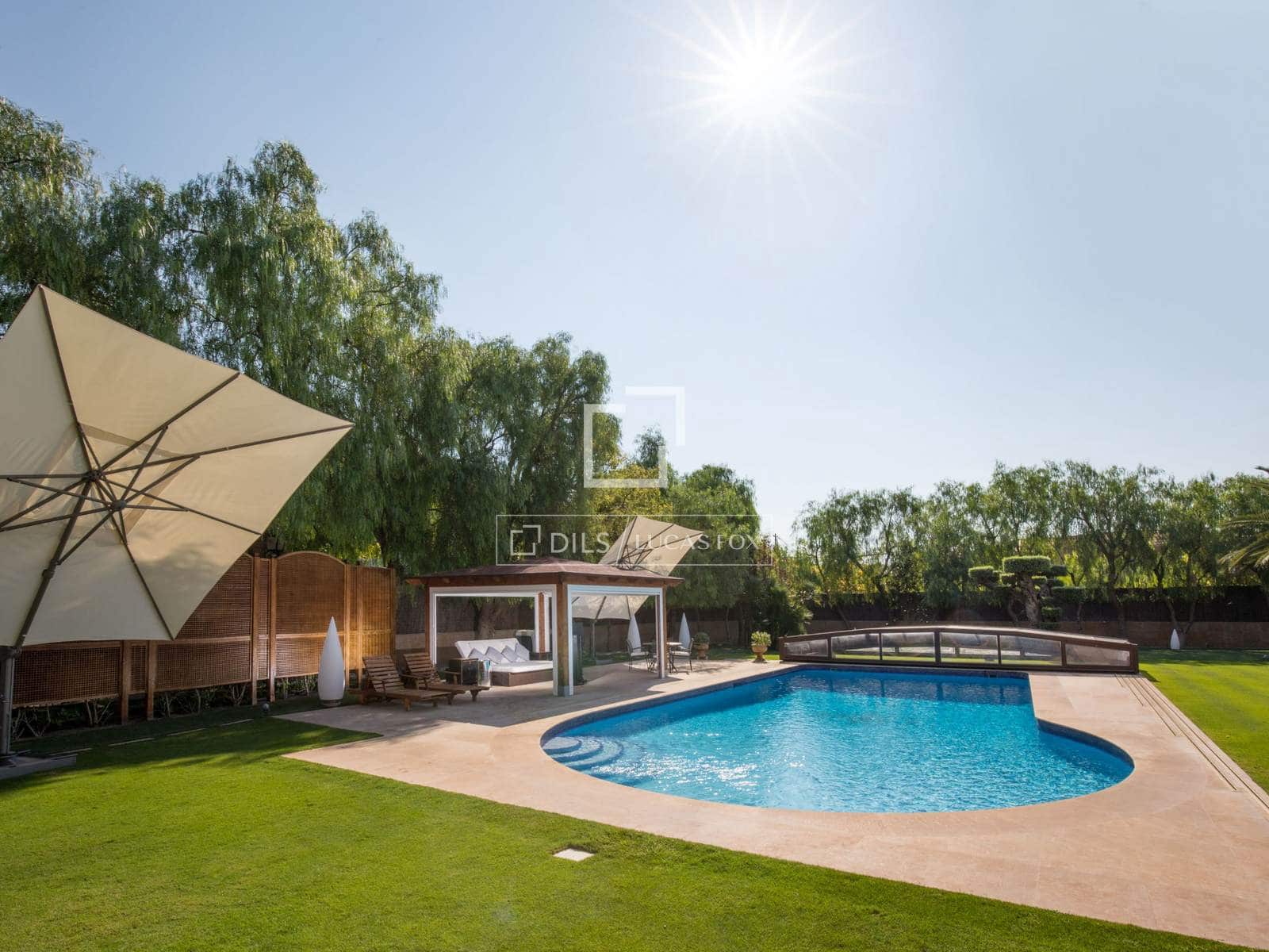 8 sypialnia Willa na sprzedaż w Sitges z basenem garażem - 9 900 000 € (Ref: 9781332)