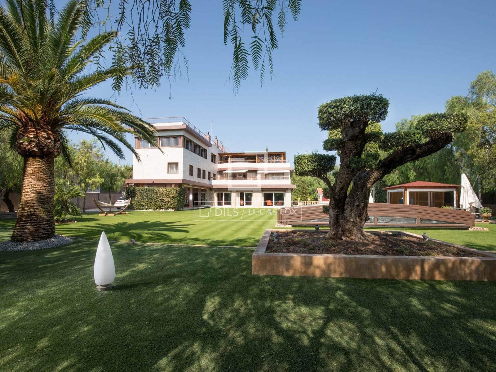 8 sypialnia Willa na sprzedaż w Sitges z basenem garażem - 9 900 000 € (Ref: 9781332)