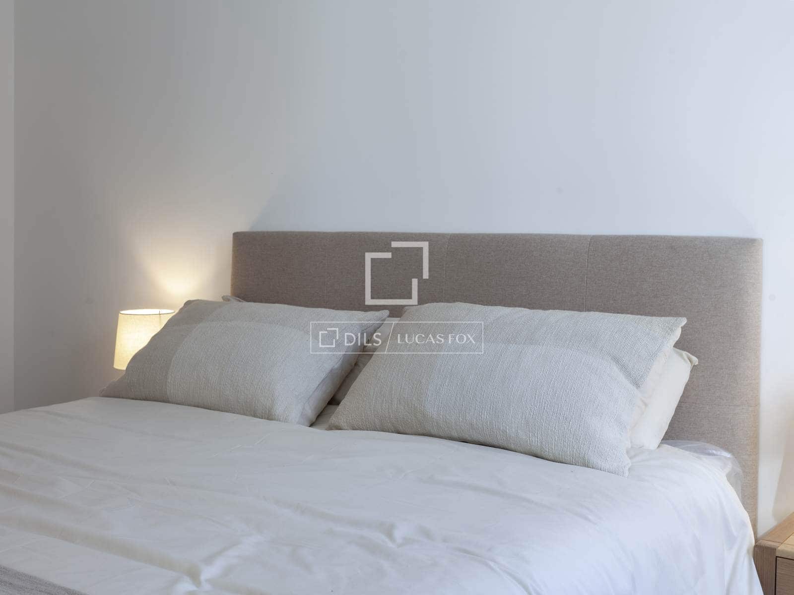 2 slaapkamer Appartement te huur in Valencia stad - € 2.300 (Ref: 9781334)