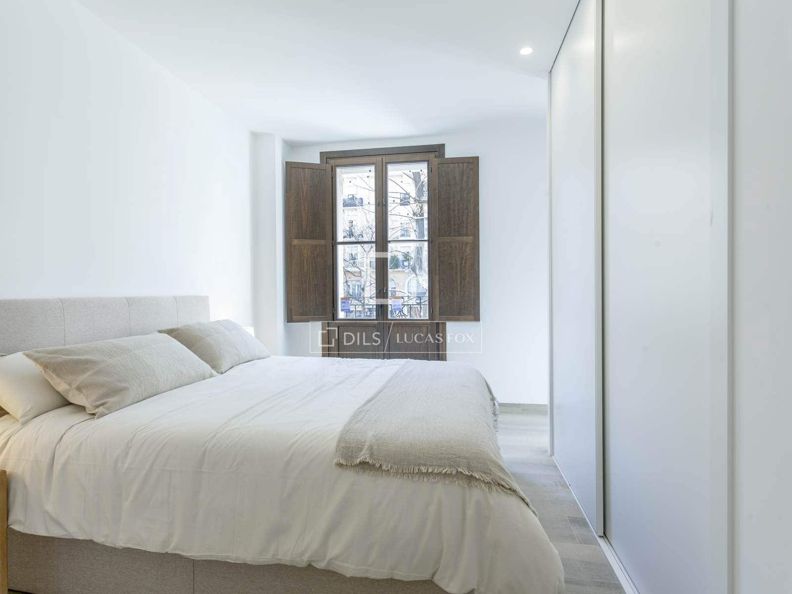 2 slaapkamer Appartement te huur in Valencia stad - € 2.300 (Ref: 9781334)