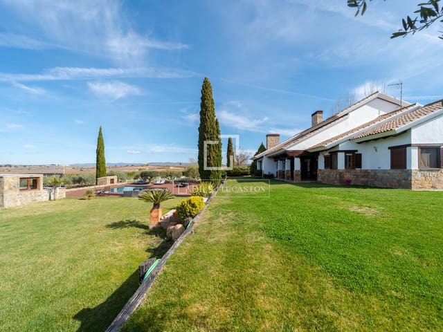 4 soveværelse Villa til salg i Requena med swimmingpool garage - € 880.000 (Ref: 9781335)