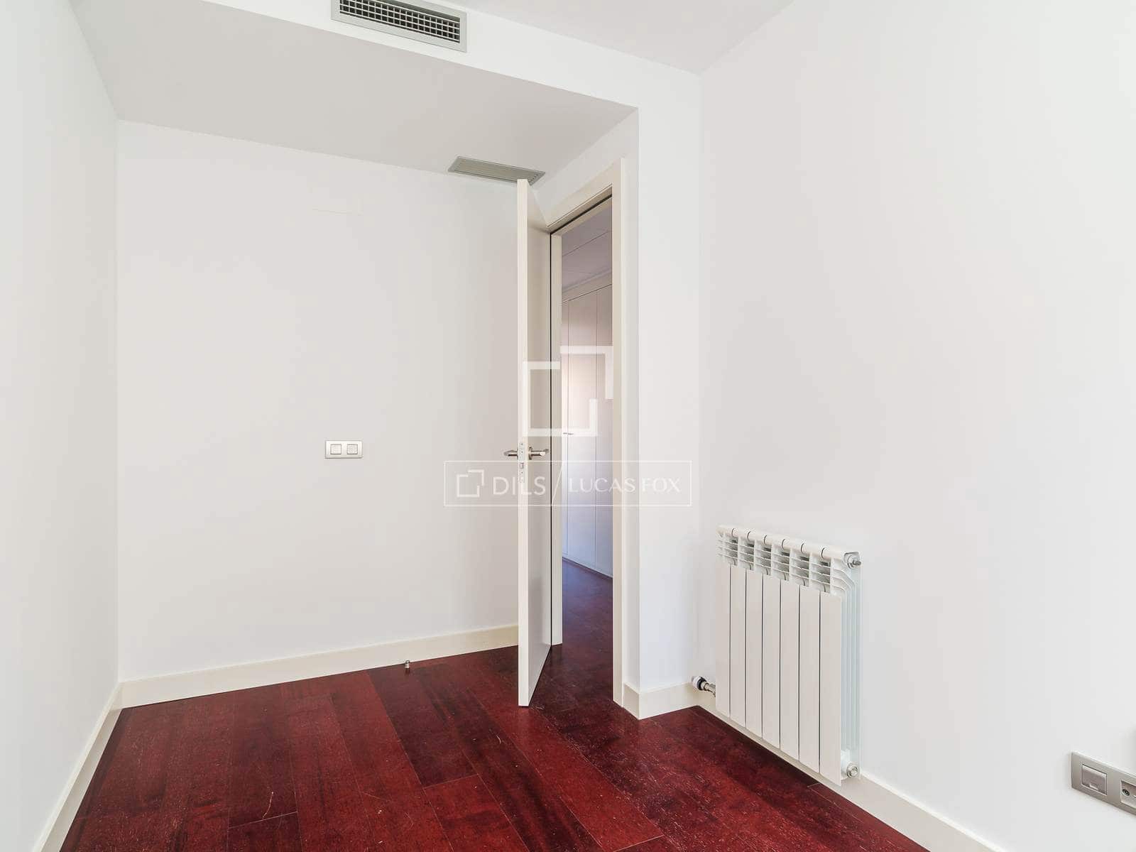 2 sovrum Lägenhet till salu i Barcelona stad med garage - 650 000 € (Ref: 9781336)