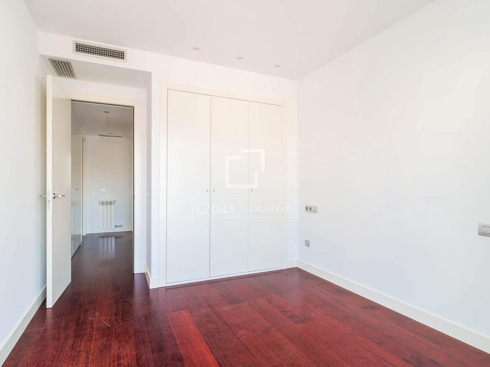 2 sovrum Lägenhet till salu i Barcelona stad med garage - 650 000 € (Ref: 9781336)