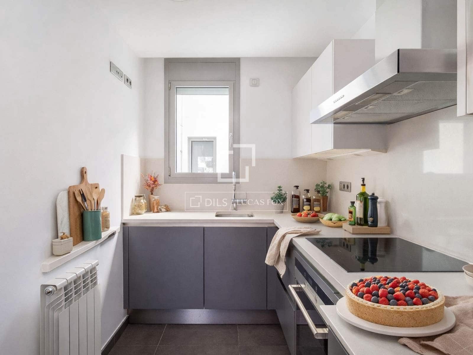 2 sovrum Lägenhet till salu i Barcelona stad med garage - 650 000 € (Ref: 9781336)