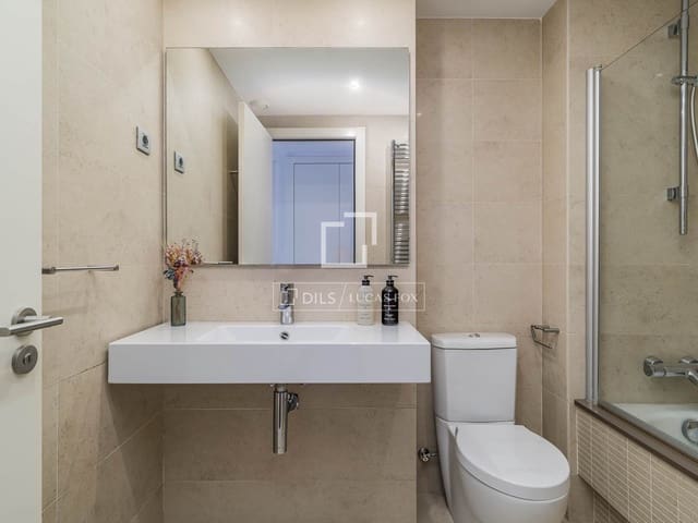 2 sovrum Lägenhet till salu i Barcelona stad med garage - 650 000 € (Ref: 9781336)