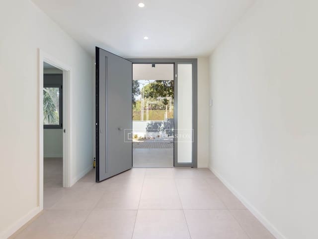 6 soverom Villa til salgs i El Masnou med svømmebasseng garasje - € 2 300 000 (Ref: 9781337)