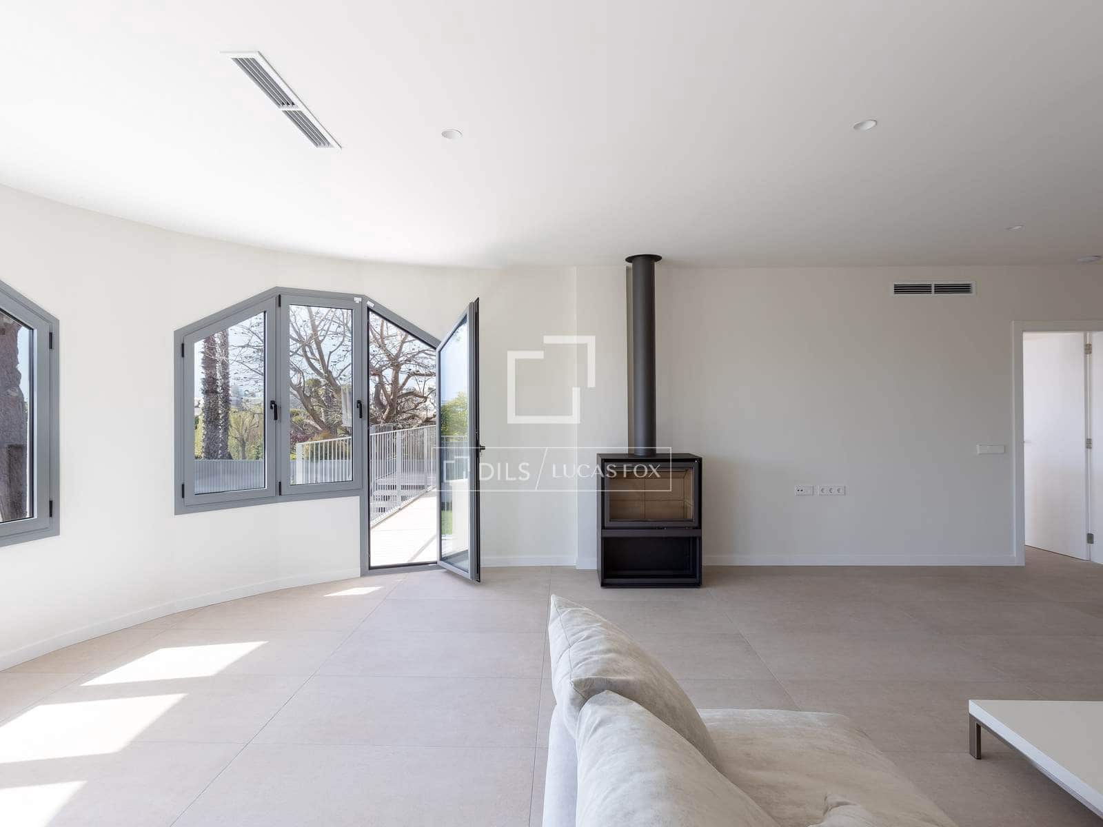 6 soverom Villa til salgs i El Masnou med svømmebasseng garasje - € 2 300 000 (Ref: 9781337)