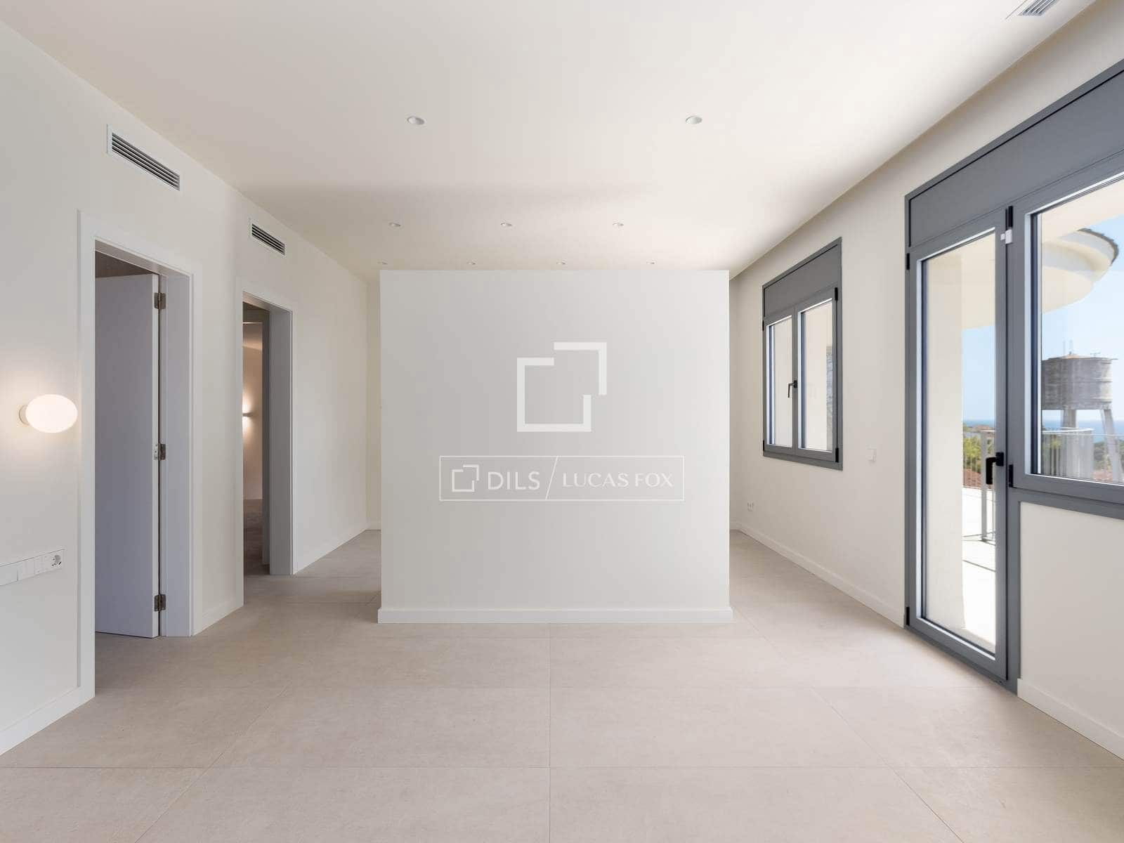 6 soverom Villa til salgs i El Masnou med svømmebasseng garasje - € 2 300 000 (Ref: 9781337)