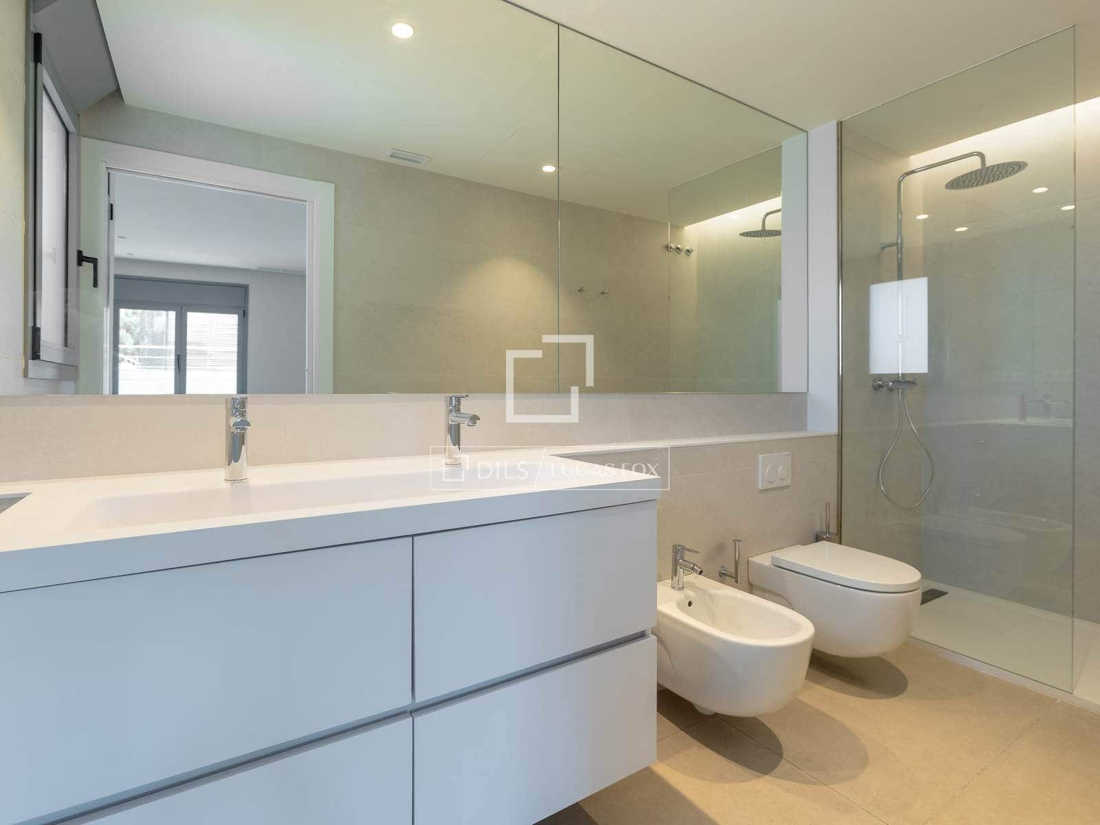 6 soverom Villa til salgs i El Masnou med svømmebasseng garasje - € 2 300 000 (Ref: 9781337)