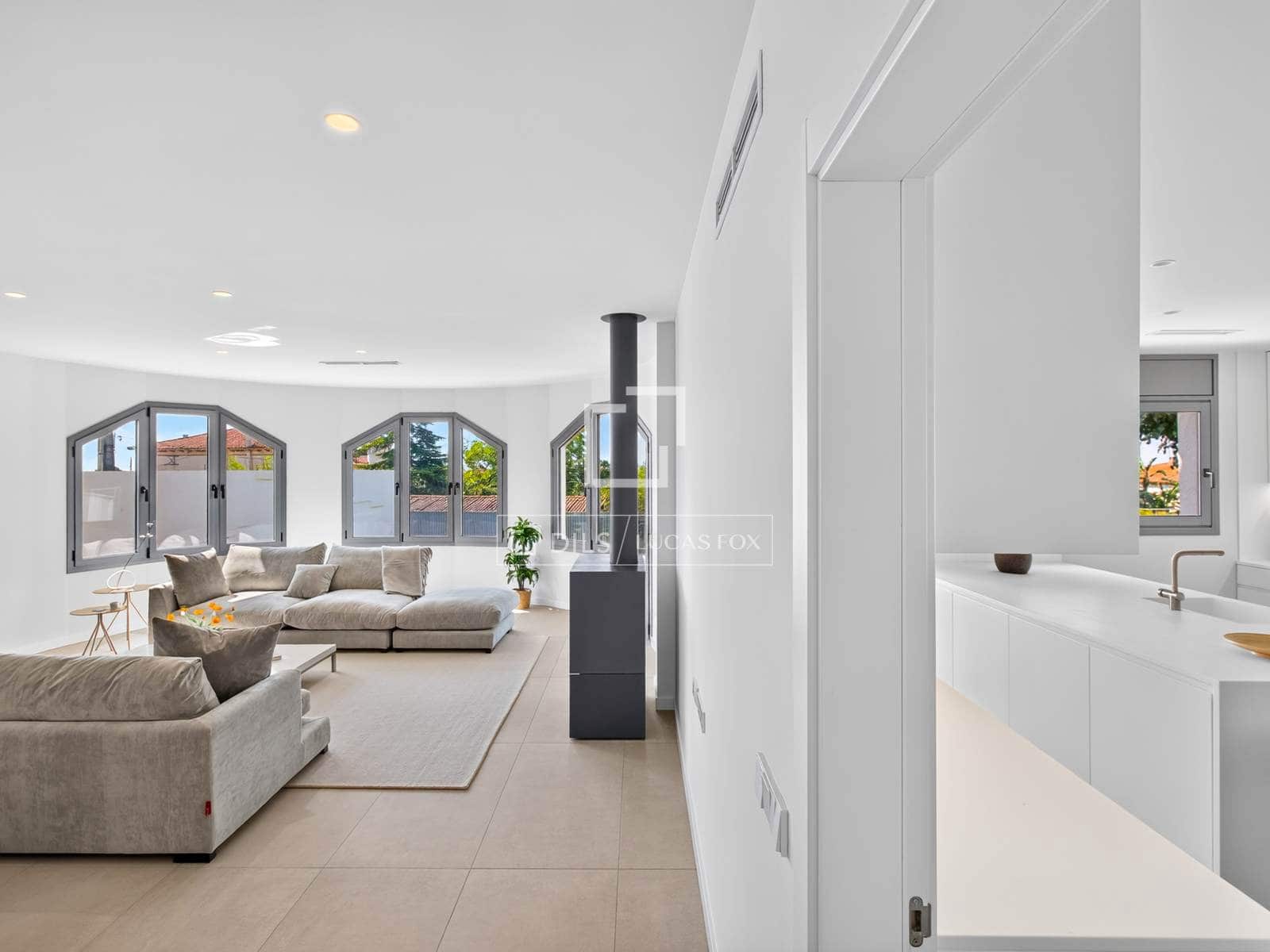 6 soverom Villa til salgs i El Masnou med svømmebasseng garasje - € 2 125 000 (Ref: 9781337)