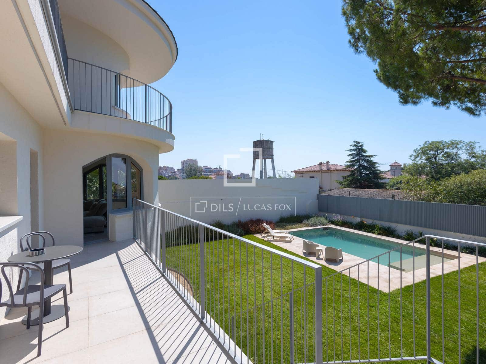 6 soverom Villa til salgs i El Masnou med svømmebasseng garasje - € 2 125 000 (Ref: 9781337)